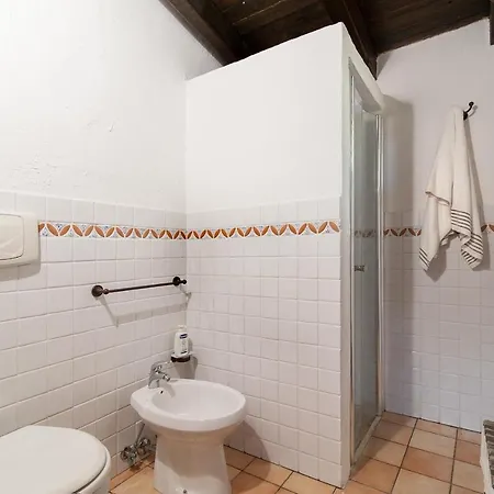 Tia Pool Trullo *
