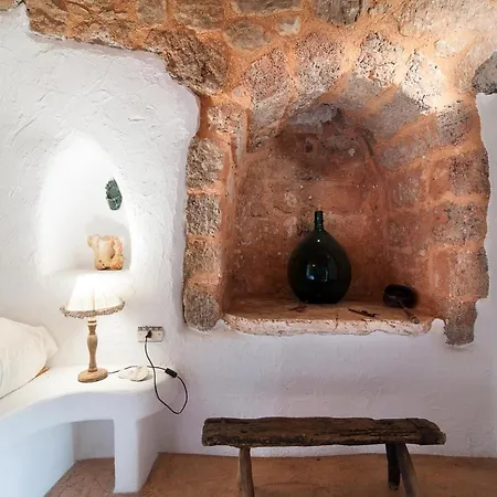Tia Pool Trullo *
