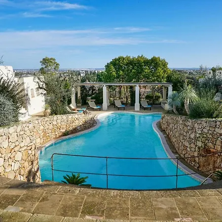 Tia Pool Trullo * Racale